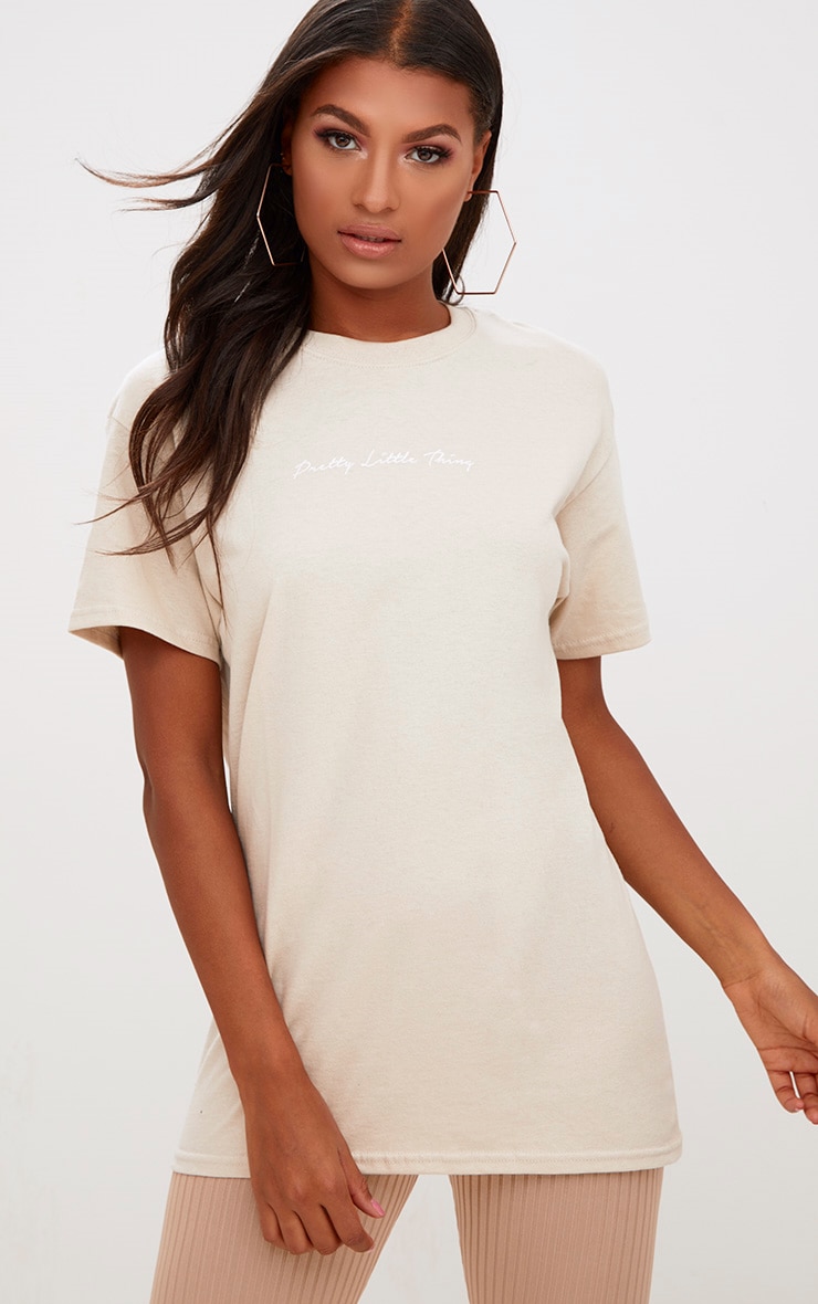 PRETTYLITTLETHING Sand Slogan Oversized T Shirt ...
