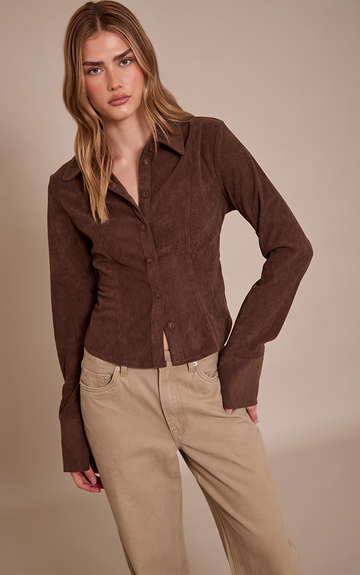 Chemise ajustée en velours côtelé chocolat image 1
