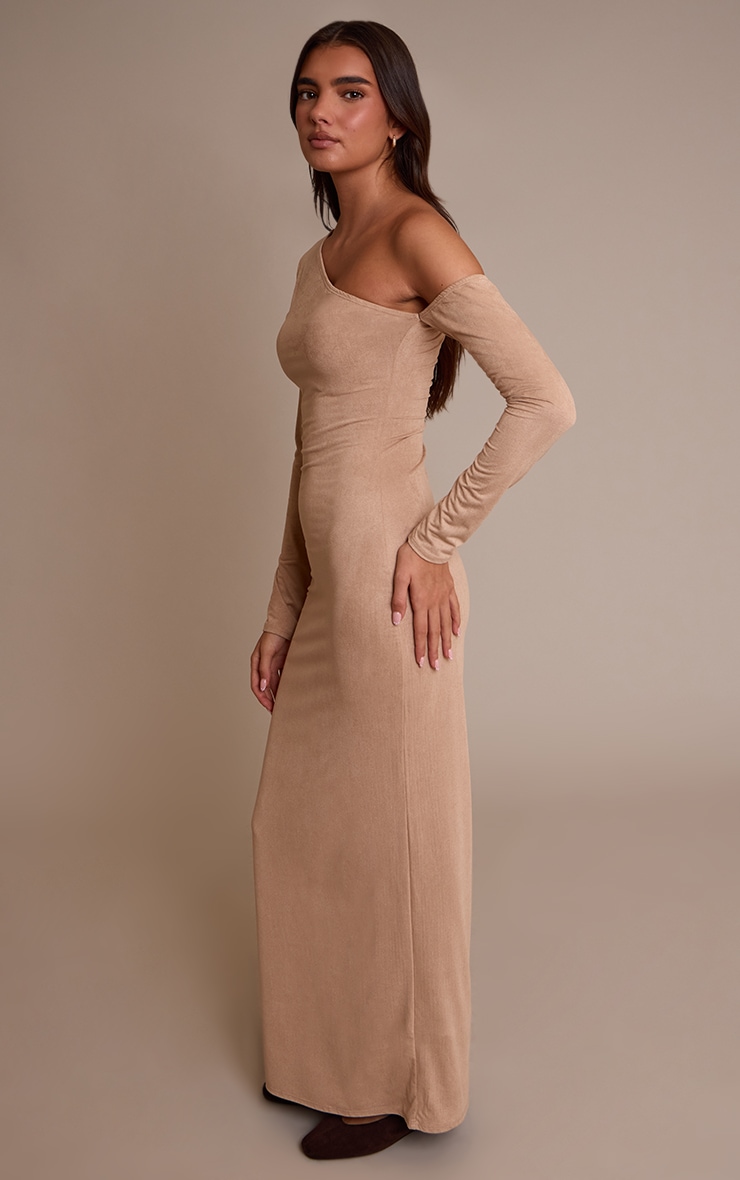 Robe longue asymétrique en suédine sable image 3