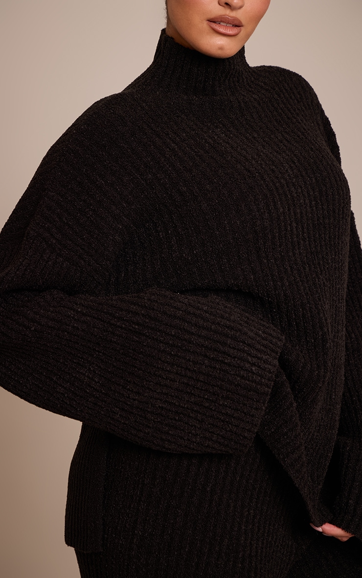 Plus Black Rib Boucle Knit Oversized Sweater image 4