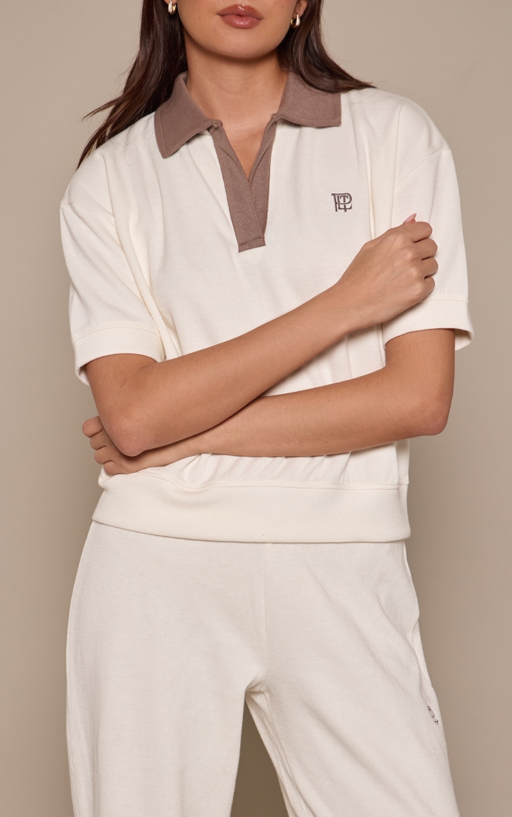 Cream Contrast Collared Polo Emblem Top  image 4