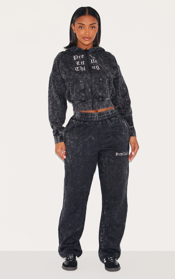 PRETTYLITTLETHING Shape Jogging large taille haute gris anthracite à slogan imprimé image 2