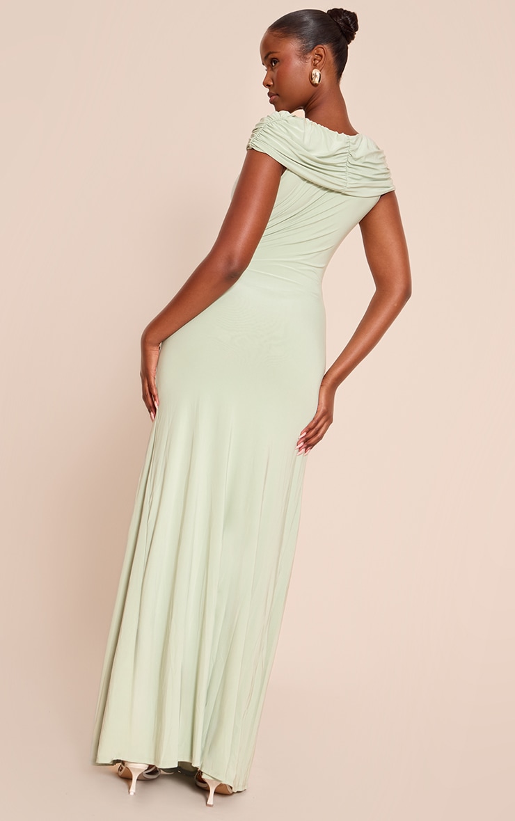 Robe longue moulante sauge froncée à col bardot image 2