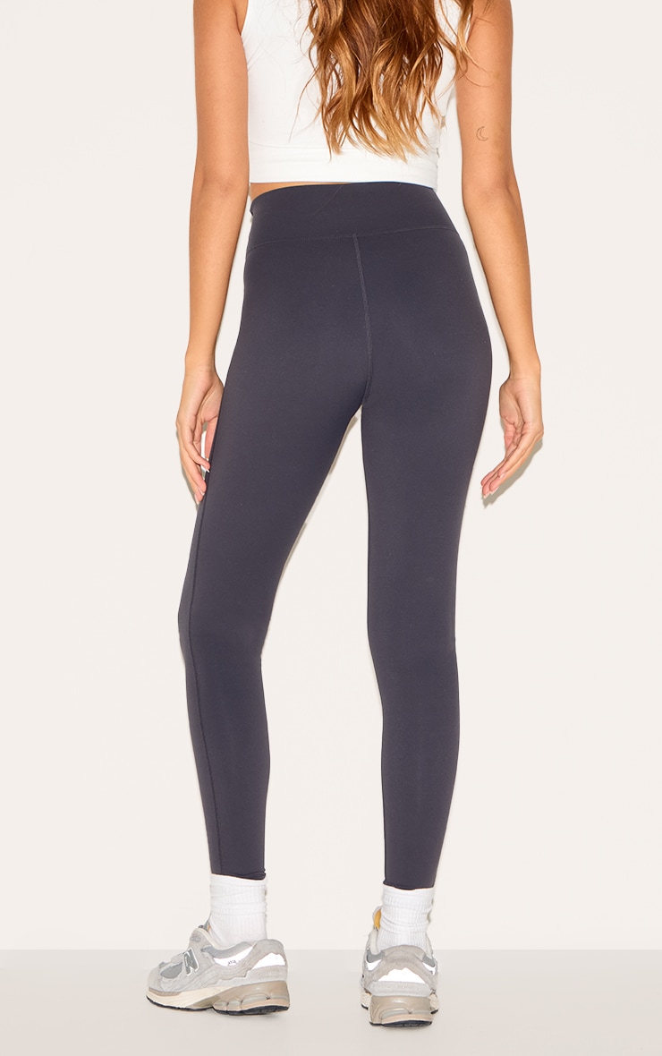 Legging de sport en Sculpt gris anthracite noué devant image 3