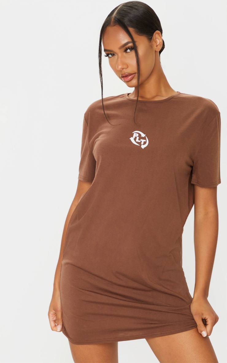 RECYCLED PRETTYLITTLETHING Chocolate Slogan T Shirt Dress
