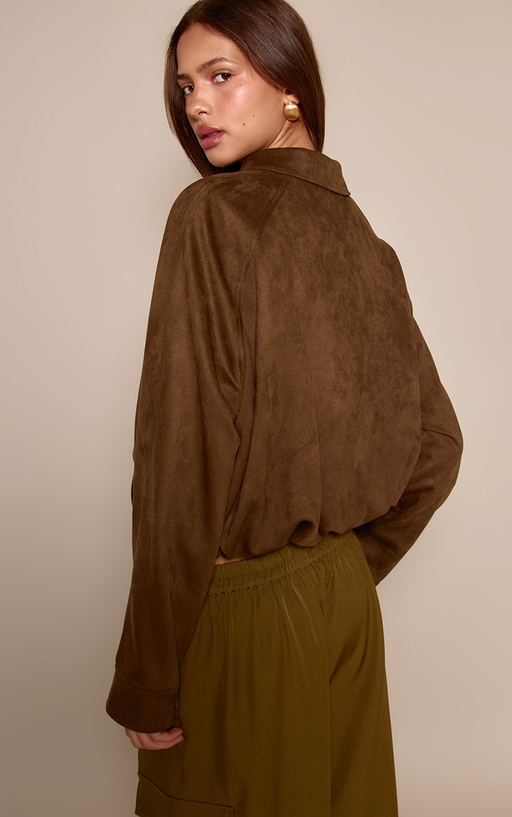 Veste légère en suédine kaki à zip et ourlet froncé image 2