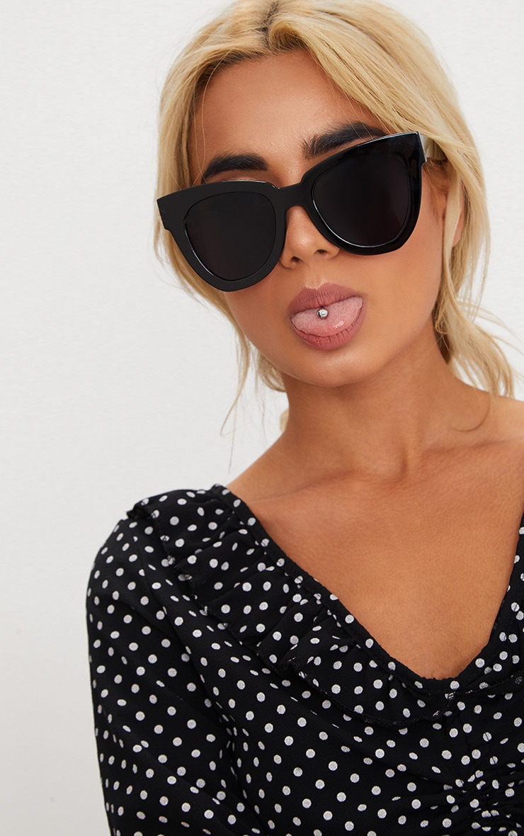 Image of Black Winged Sunglasses
