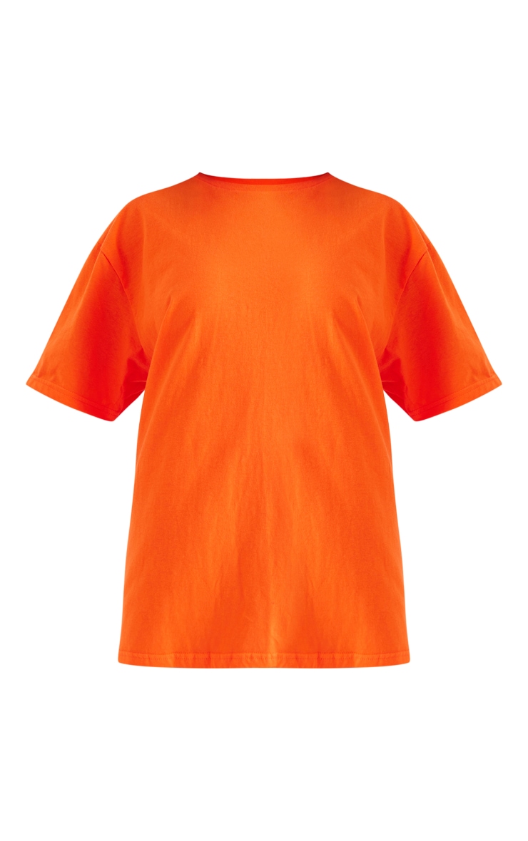 T-shirt orange imprimé Karma dans le dos image 5