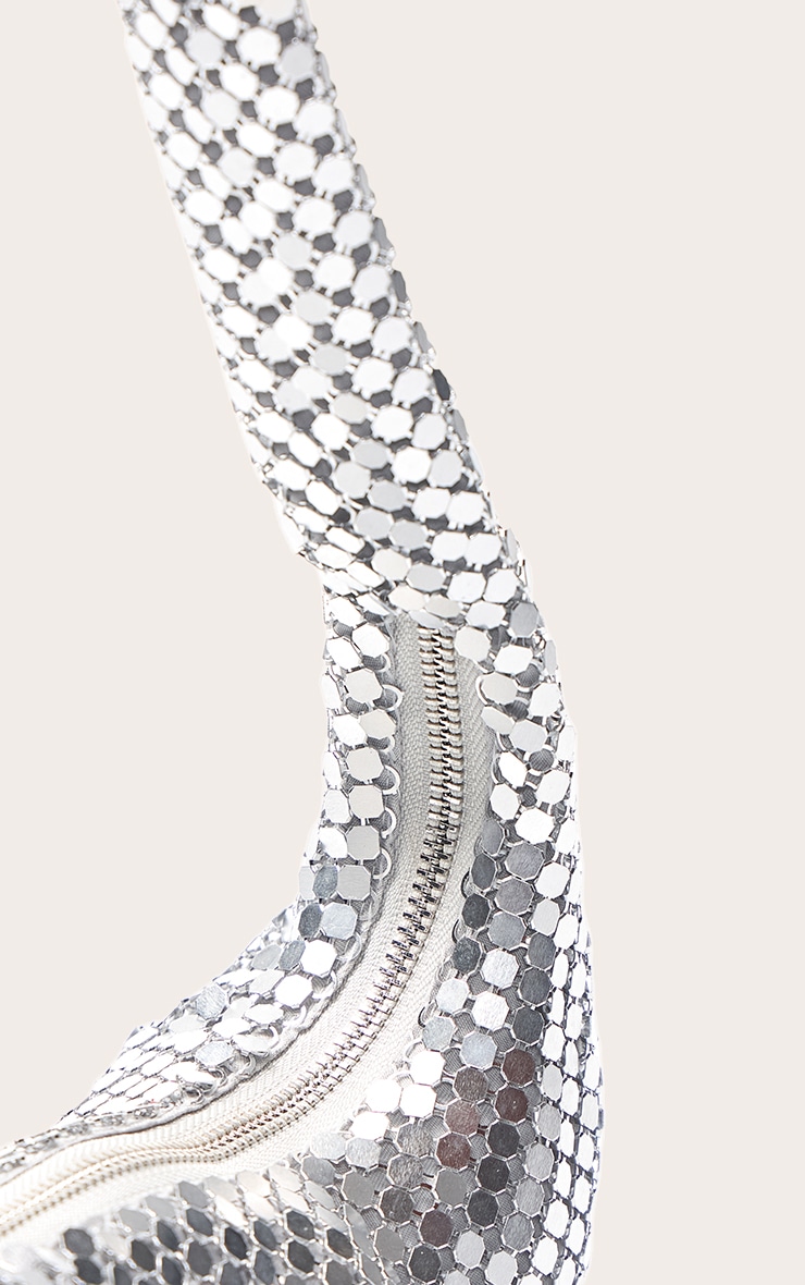 Sac à main en cotte de maille argentée image 5