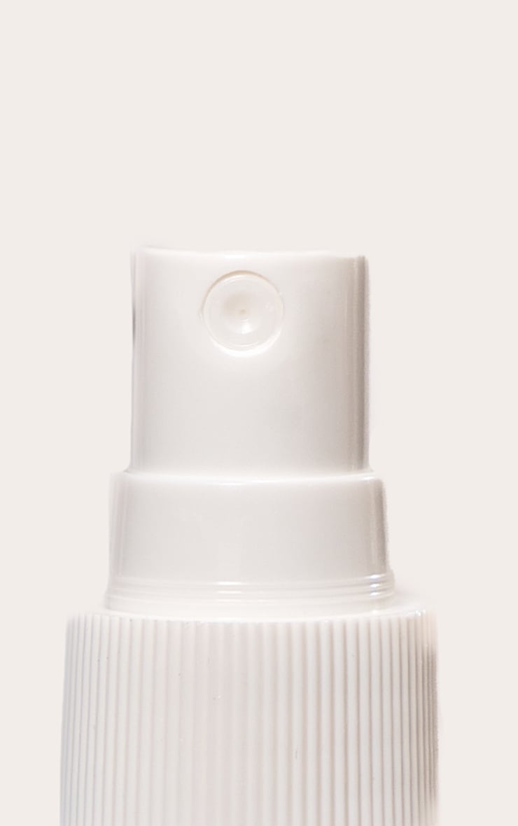 Mario Badescu Repairing Facial Spray With Hypochlorous Acid 59ml image 2