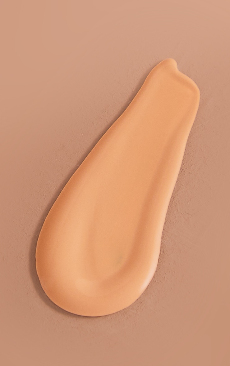 PRETTYLITTLETHING Serum Foundation Radiant Honey image 2