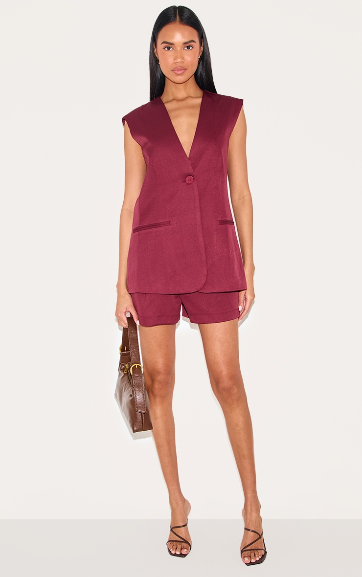 Lace-trim wool shorts in burgundy main image 0