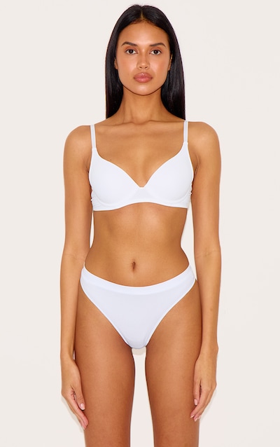 Soutien-gorge rond blanc à bonnets et armatures