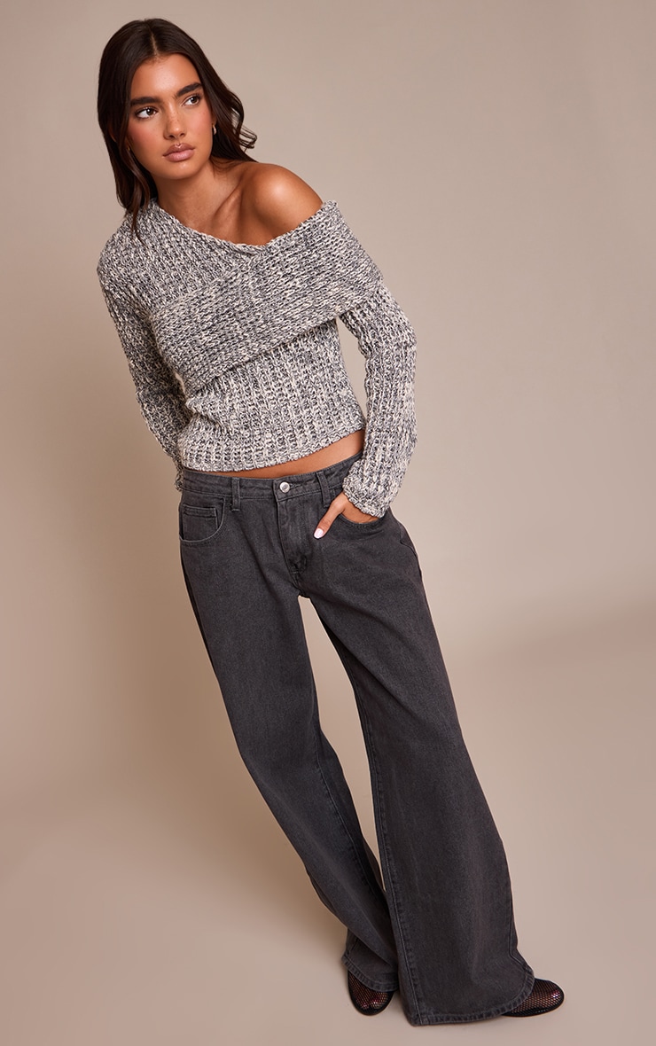 Pull gris asymétrique en grosse maille tricot image 3