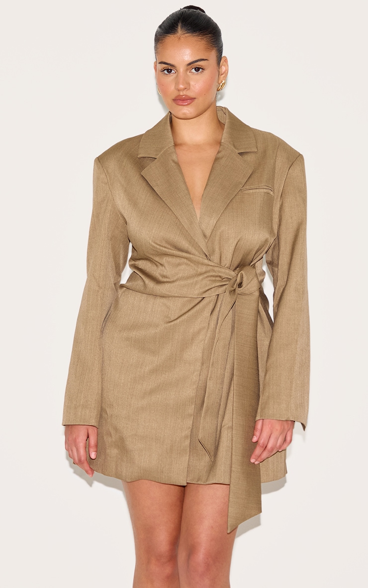 Plus Mini robe blazer tissée taupe nouée sur le côté image 3