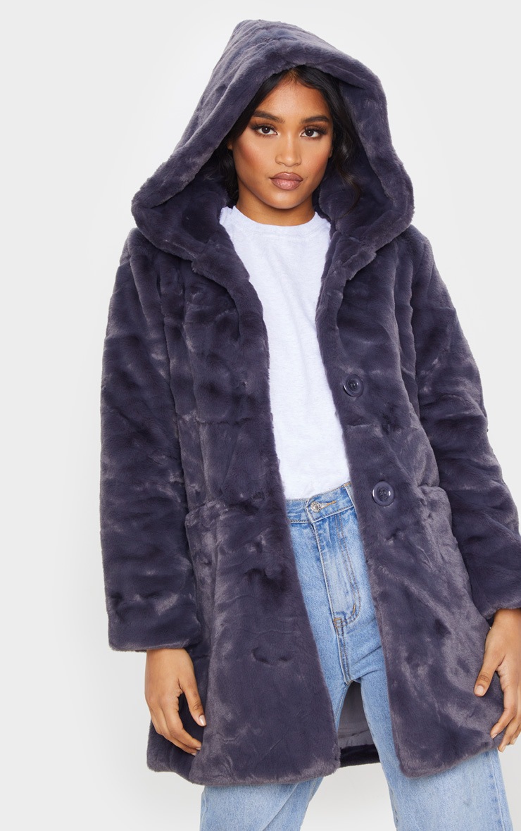 Manteau mi-long gris foncé en fausse fourrure à capuche