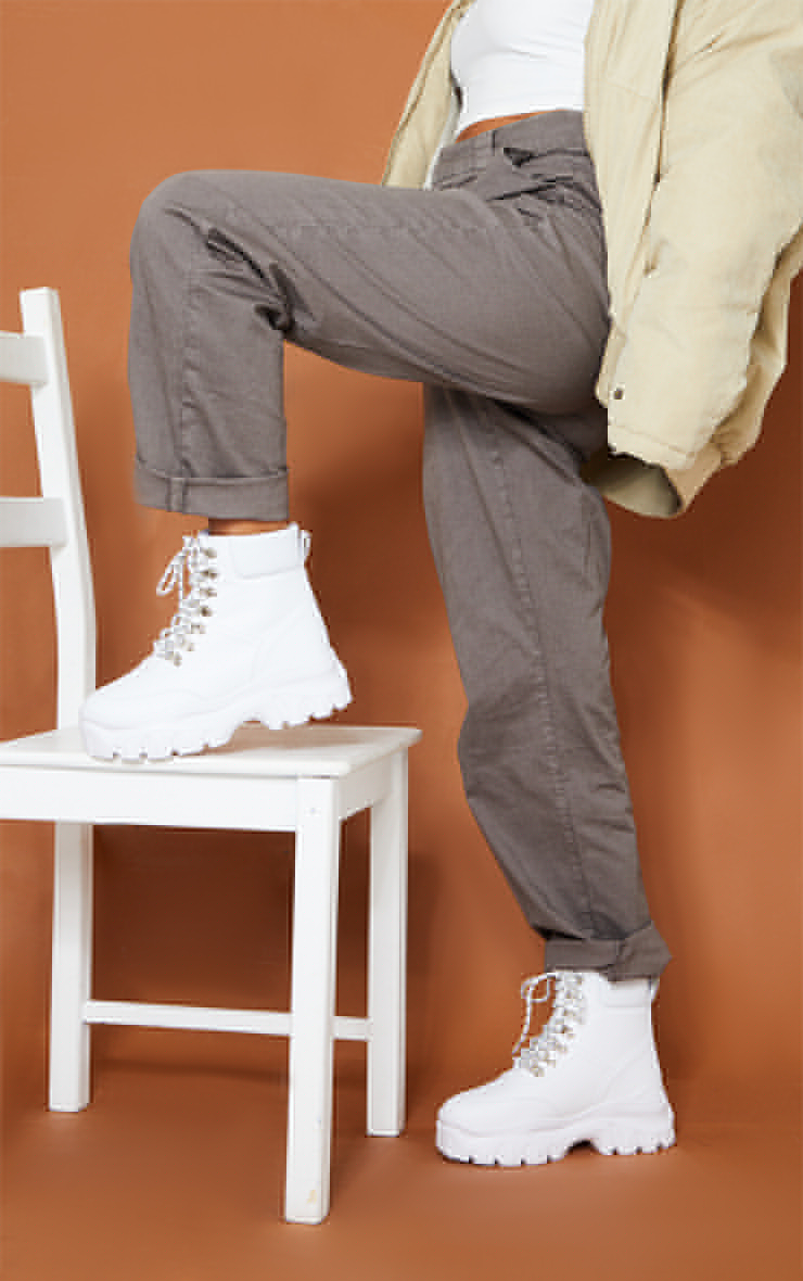 white flatform boots