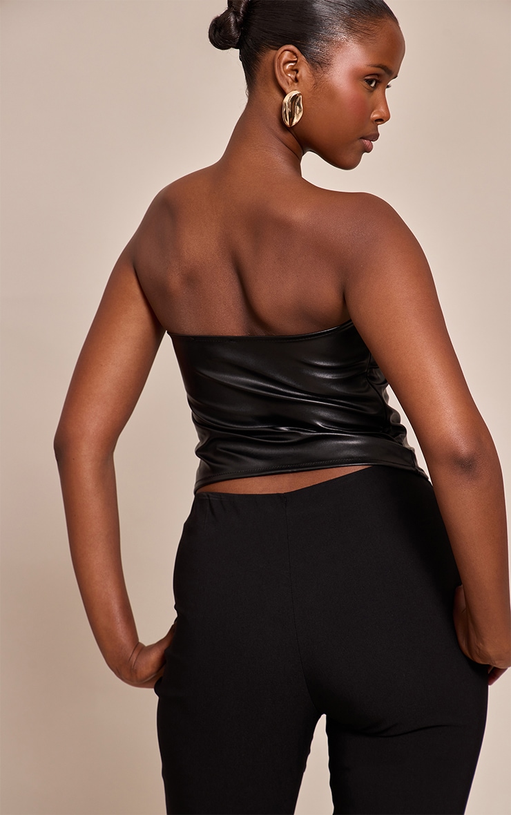 Top bandeau ajusté en PU noir image 2