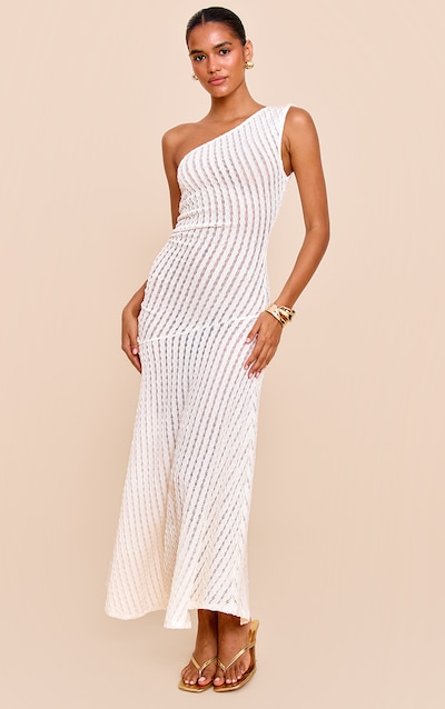 Robe longue texturée crème froncée à épaule unique