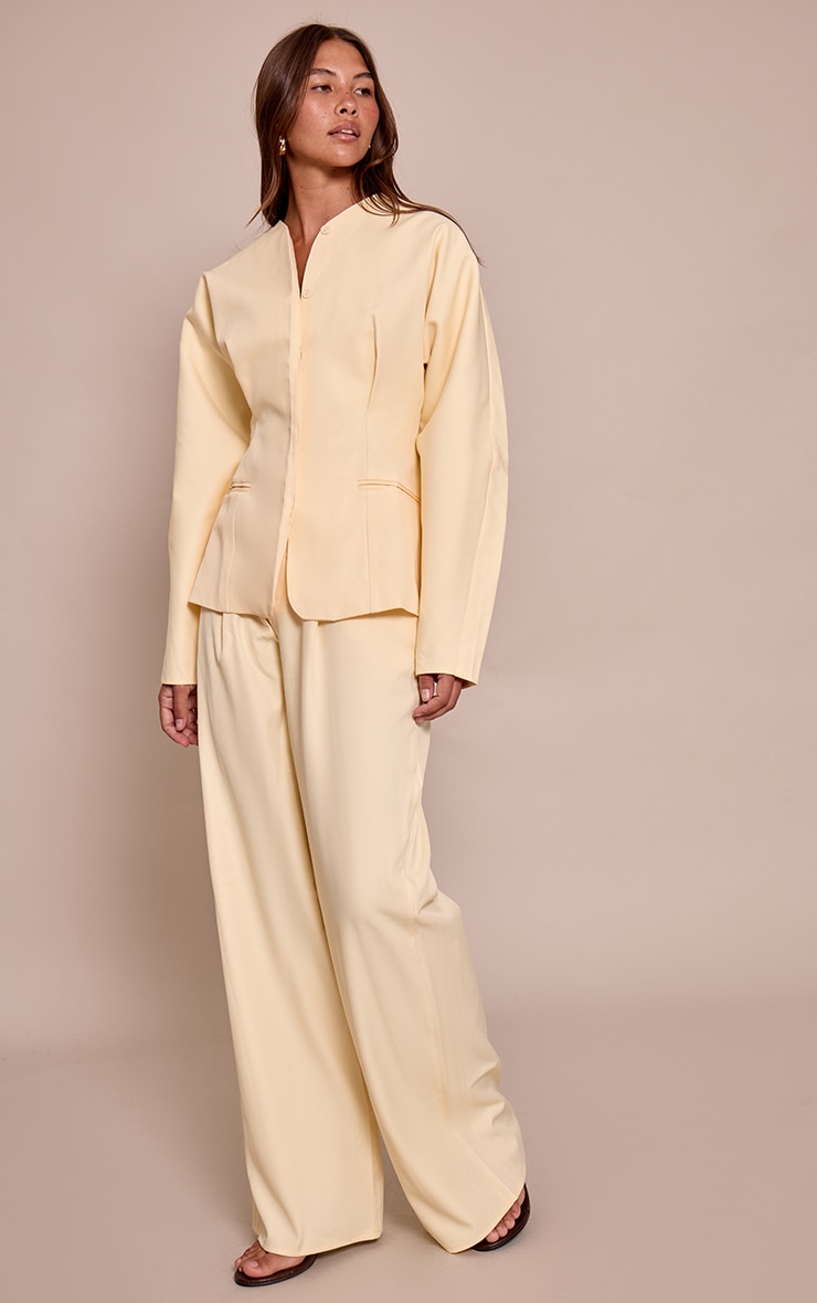 Crème au beurre Veste blazer premium tissée sans col ajustée image 3