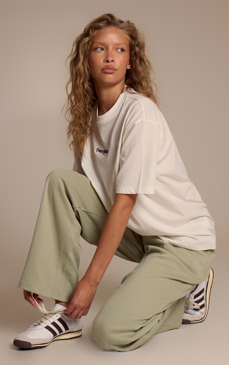 Cream Prettylittlething Oversized T-Shirt image 4