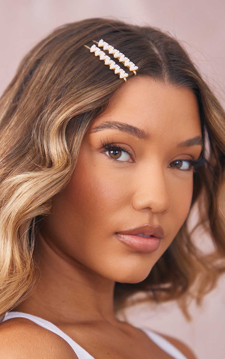 Gold Pearl Heart Row Hair Slides PrettyLittleThing AUS