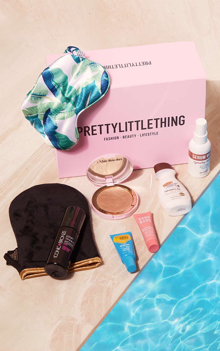 Plt Summer Essentials Beauty Box (Worth £62.00) PrettyLittleThing
