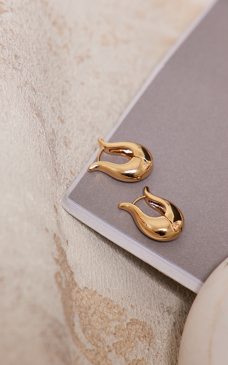 Gold Chunky Horseshoe Hoop Earrings image 3