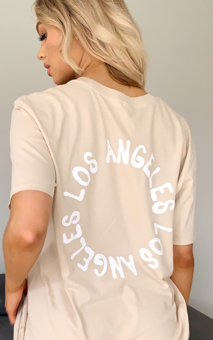 Tee-shirt oversize sable à slogan L.A. image 4