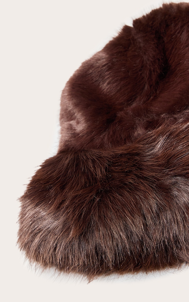 Bob en fausse fourrure marron foncé image 3