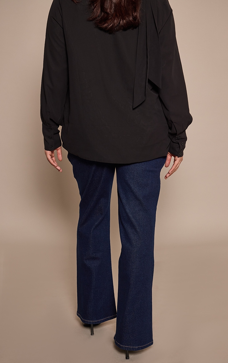 Plus Indigo Cropped Straight Leg Jean image 3