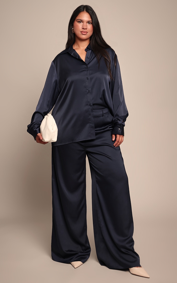 Plus Black Crinkle Satin Oversized Shirt image 3