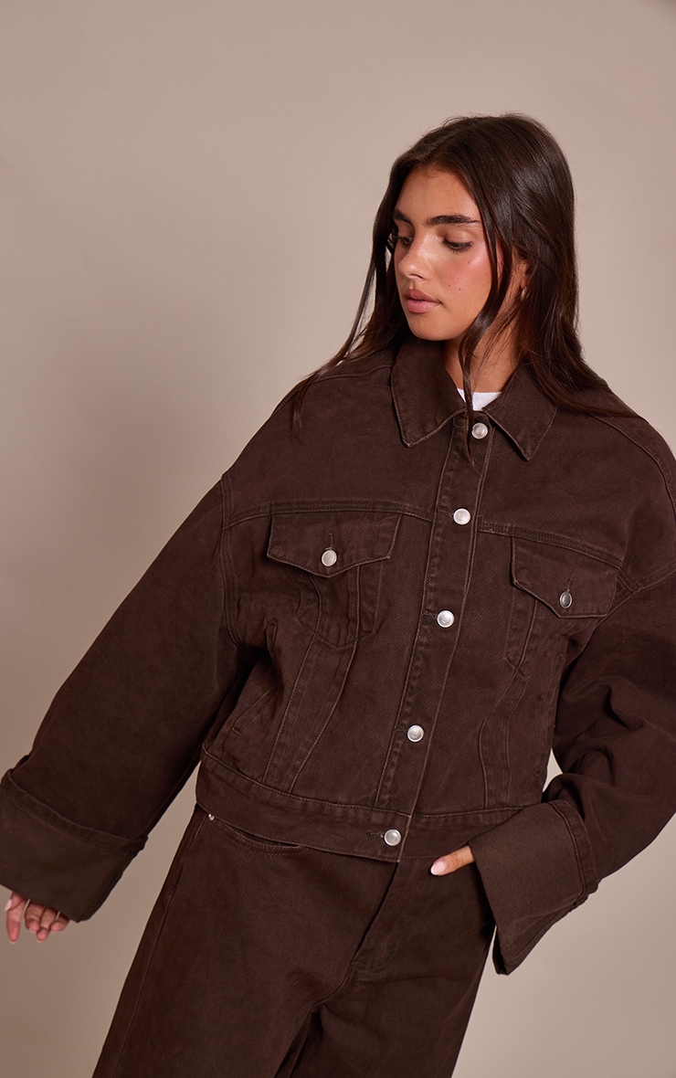 Veste chocolat foncé à poignets retroussés image 4