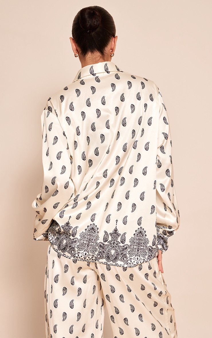 Chemise oversize crème imprimé cachemire image 2