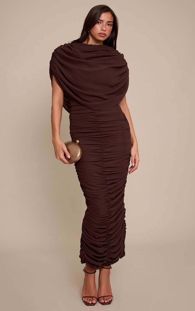 Robe longue en mousseline de soie chocolat froncée à partie superposée image 1