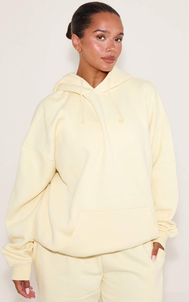 Shape PRETTYLITTLETHING Lemon Hoodie image 1