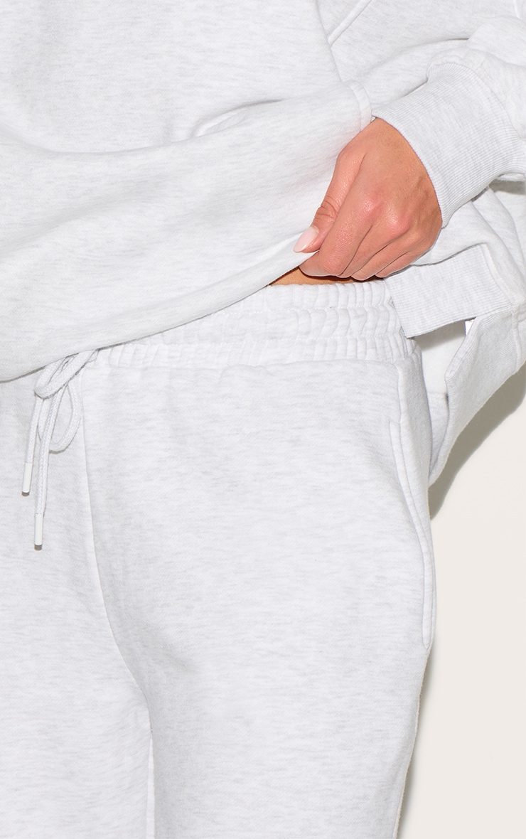 Pantalon de jogging gris glacier décontracté à revers image 4