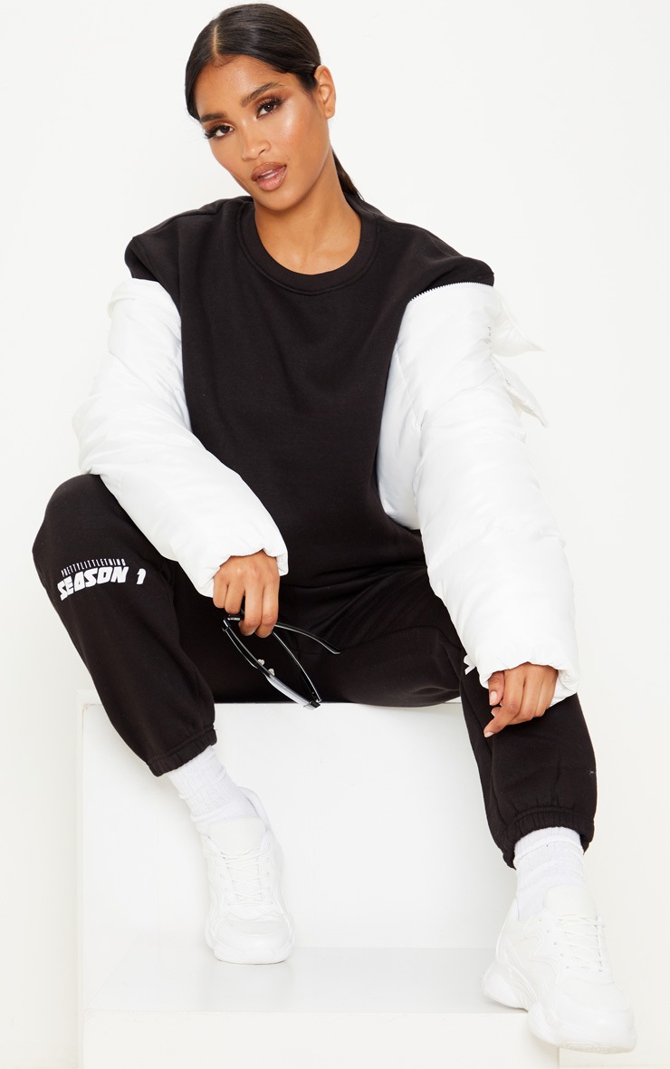 PRETTYLITTLETHING Black Season 1 Slogan Jogger