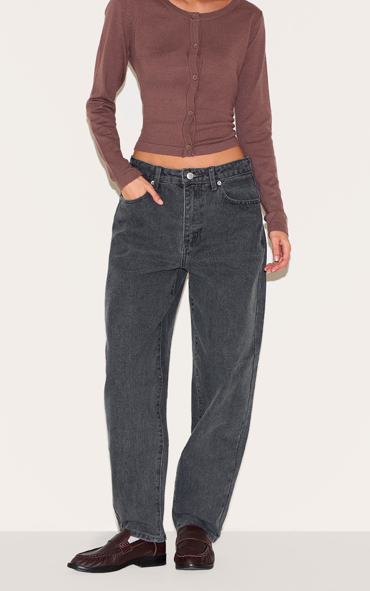 Jean mom gris à taille haute image 1