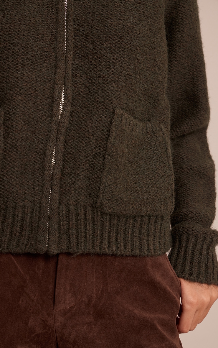 Cardigan en maille tricot vert olive à zip et poches image 4