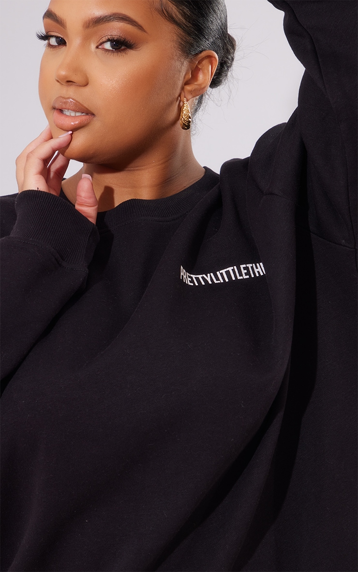 PRETTYLITTLETHING Plus Sweat oversize noir Mix & Match à imprimé image 4