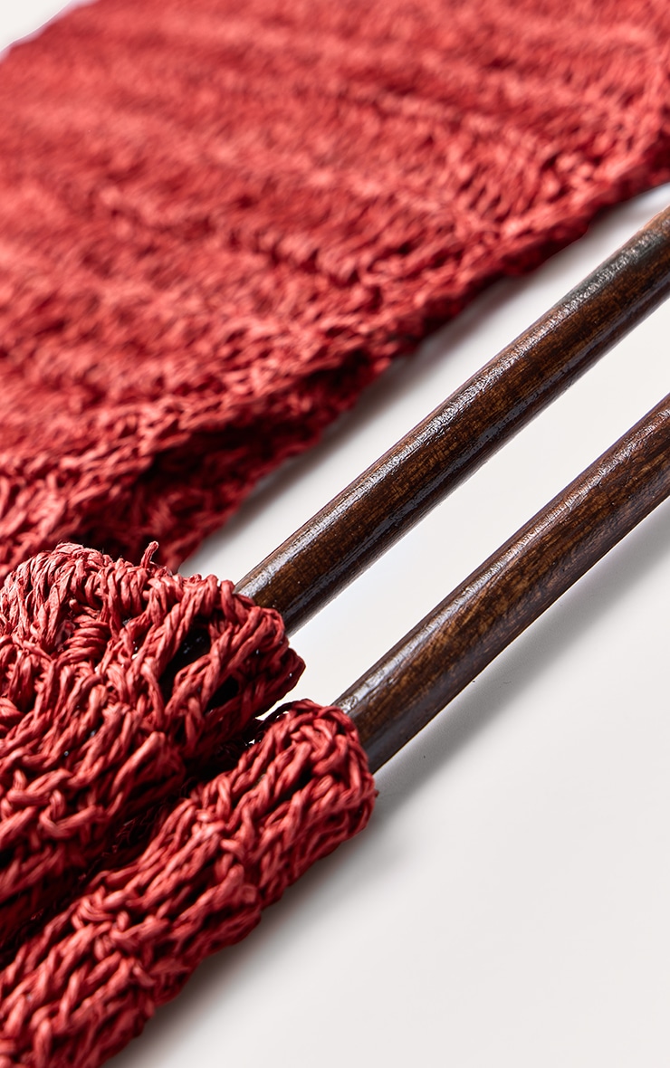 Rust Fringed Raffia Wooden Handle Beach Grab Bag image 3