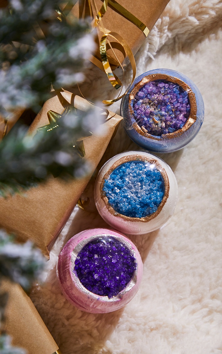 Miss Patisserie Geode Discovery Bath Bomb Box image 3