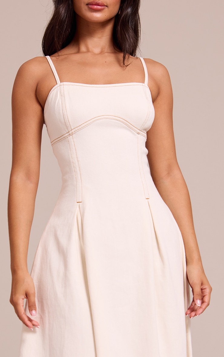 Petite Robe patineuse en jean écru image 4
