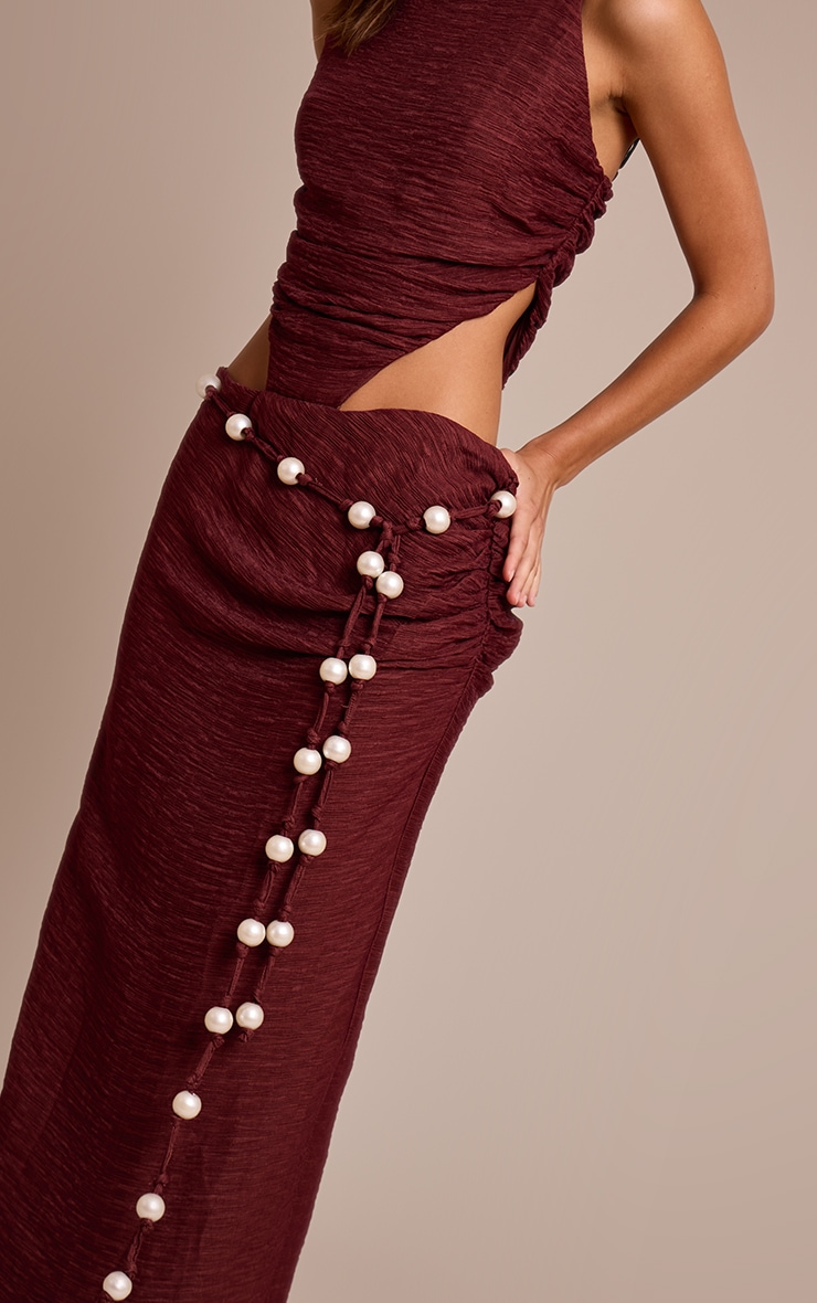 Burgundy Crinkle Textured Bead Detail Maxi Dress image 4