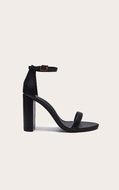 Sandales larges noires à talon