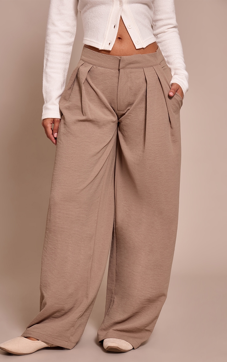 Petite Pantalon large tissé gris champignon à double plissures image 2