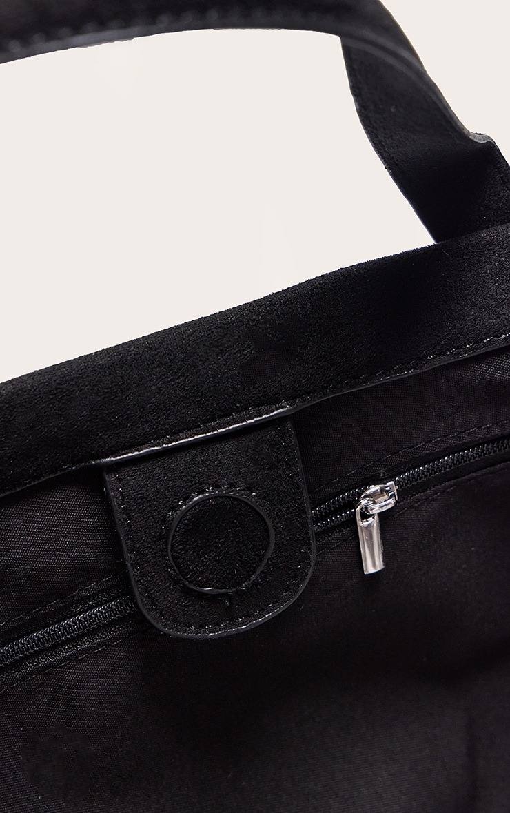 Sac à main allongé en suédine noire image 4