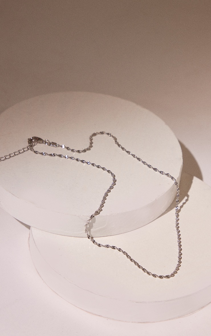 Silver Simple Twist Chain Layering Necklace image 4