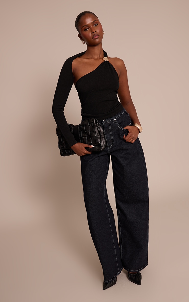 Top en maille tricot noire à épaule unique et empiècement image 3